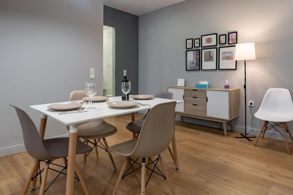 Modern, Quite 1-Bdr Apt 5 Min Walk To Acropolis Atena Exterior foto
