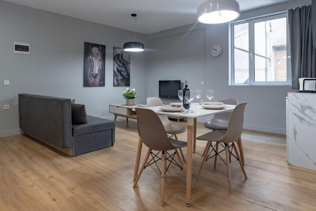 Modern, Quite 1-Bdr Apt 5 Min Walk To Acropolis Atena Exterior foto